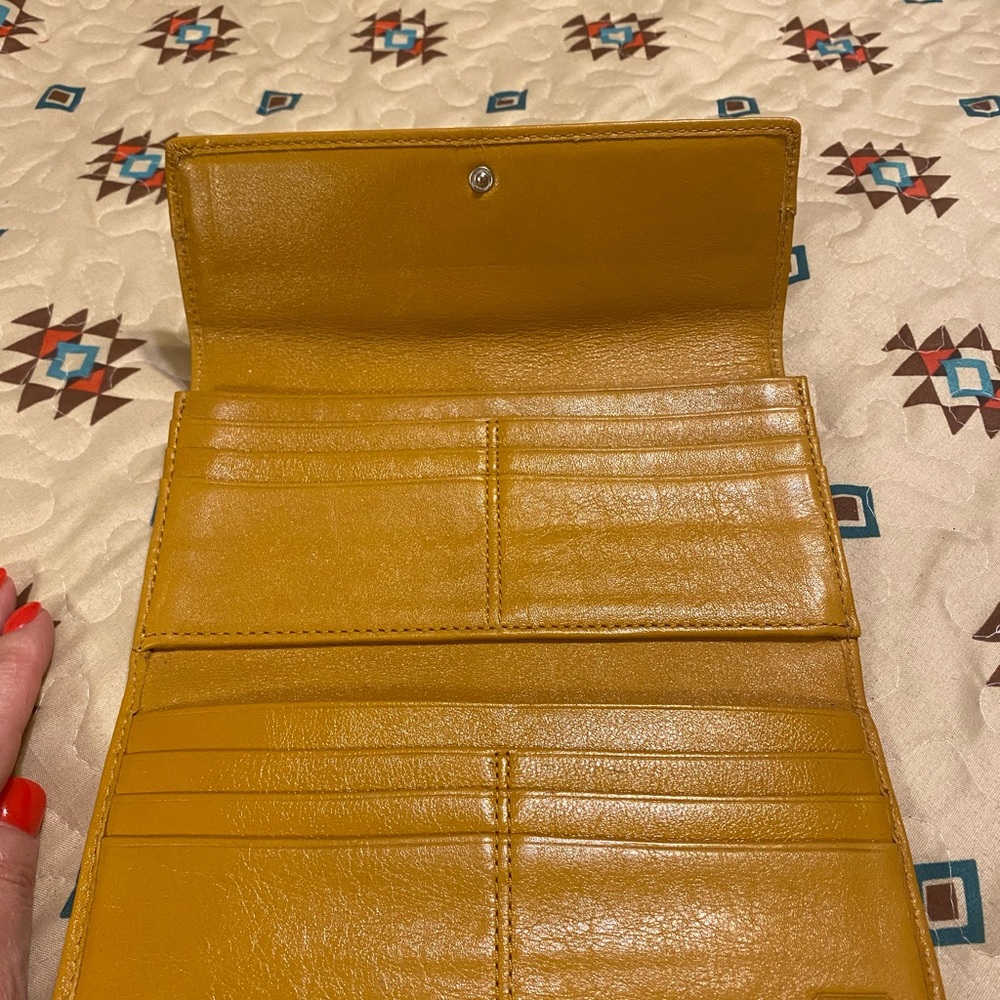 Coach Wallet - Picture 7 of 9